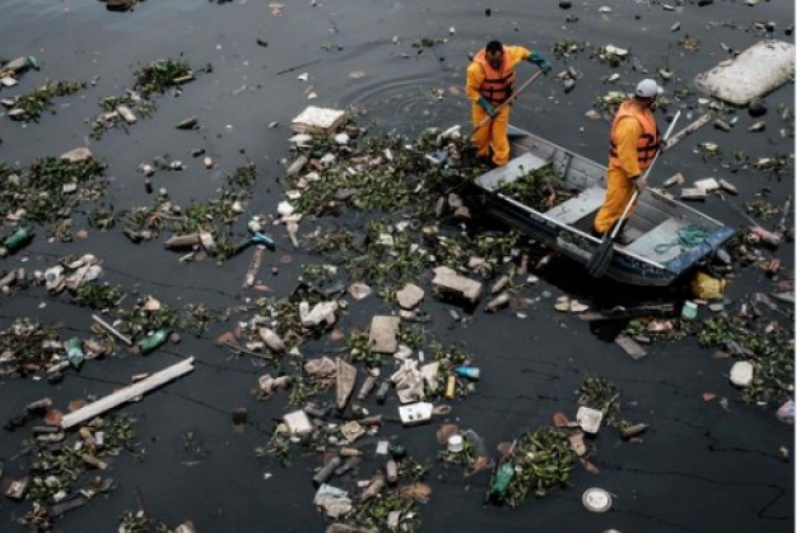 ΑΠΙΣΤΕΥΤΟ: Πτώματα στον υγρό στίβο των Ολυμπιακών Αγώνων