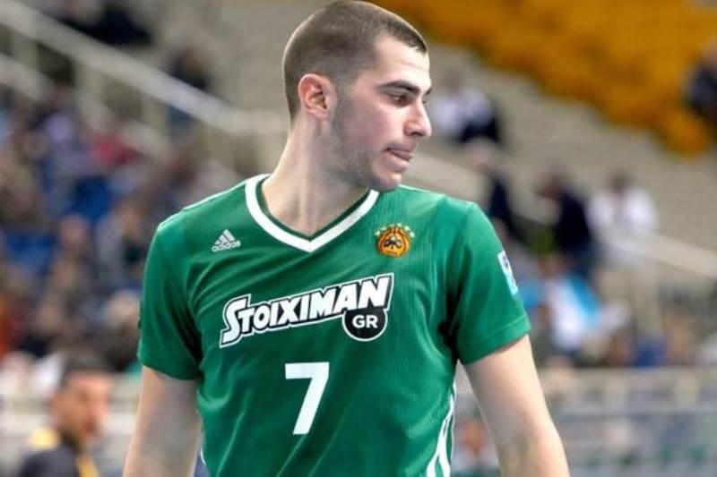 «Επίθεση αγάπης» σε Μποχωρίδη (photo)