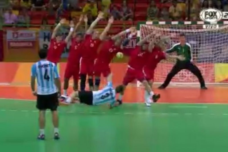 Ρίο 2016: Απίστευτη γκολάρα στο χάντμπολ! (video)
