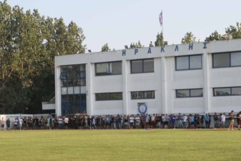 Κατάληψη των οργανωμένων στα γραφεία της ΠΑΕ Ηρακλής!