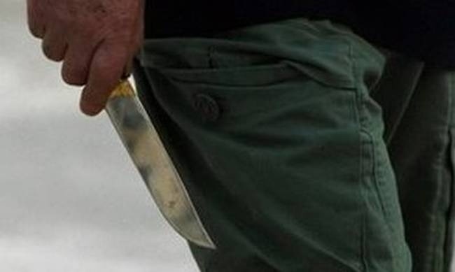 ΦΡΙΚΗ: «Ήρθαν στα λόγια» και μετά την μαχαίρωσε