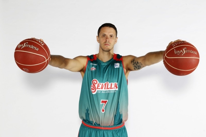 Δεν σταματάει ο Νάχμπαρ!