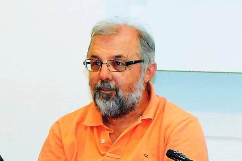 Θλίψη: Έφυγε από τη ζωή γνωστός δημοσιογράφος