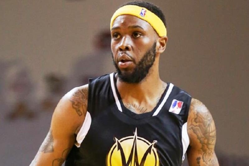 Κόροιβος: Ανακοίνωσε Χολ