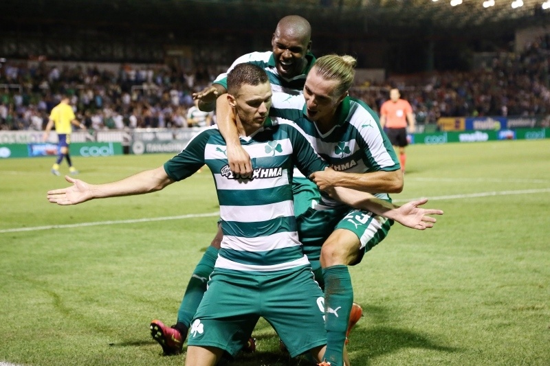 Εμετικό πανό για Μπεργκ από τους οπαδούς της Μπρόντμπι (photo)