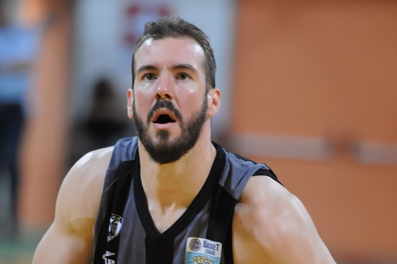 Ανακοίνωσε Χαριτόπουλο η ΑΕΚ!