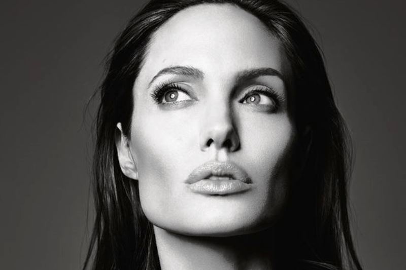 Μέχρι πού θα φτάσει η Angelina Jolie; Μία νέα της φωτογραφία κάνει το γύρο του διαδικτύου