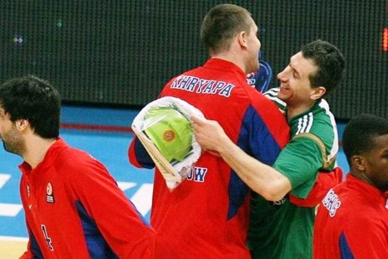 Υπόκλιση Χριάπα σε Διαμαντίδη: «Είναι αδύνατο να αντικατασταθεί...» (video)