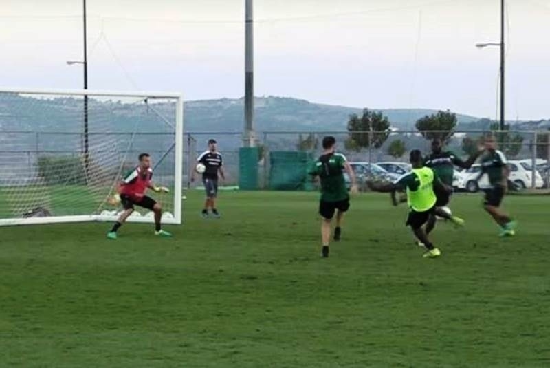 Άνοιξε λογαριασμό ο Εμποκού! (video)