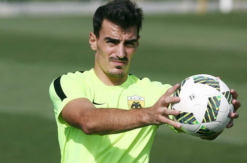 ΑΕΚ: Έτοιμος ο Λάζαρος, θεραπεία ο Αλμέιδα