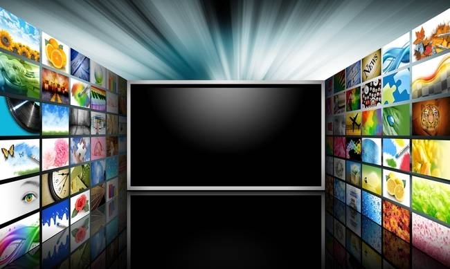 Λουκέτο στα κανάλια: Κλαίνε οι χήρες, κλαίνε και οι παντρεμένες...