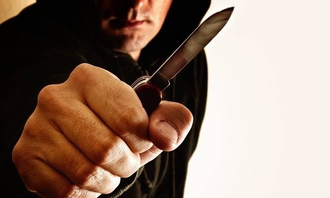 Θύμα ληστείας Έλληνας πολιτικός - Τον χτύπησαν και του αφαίρεσαν προσωπικά είδη