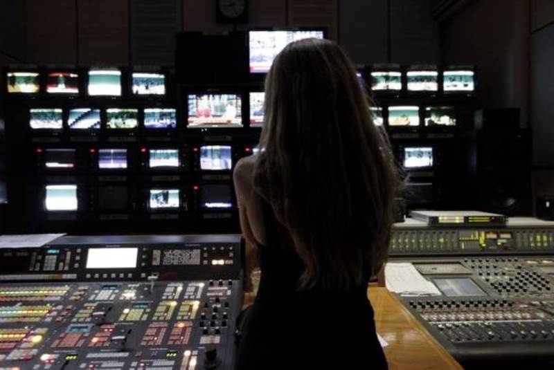 Τηλεοπτικές άδειες: Ποια είναι τα επόμενα βήματα μετά την «απόσυρση» Καλογρίτσα