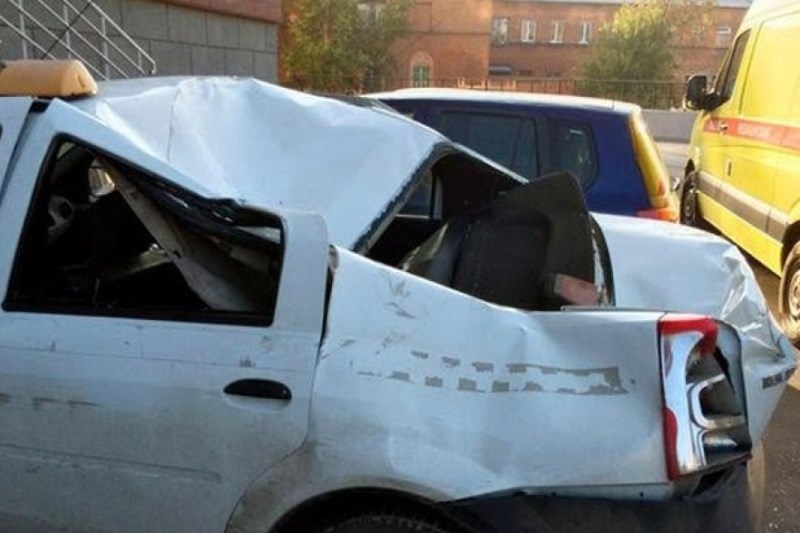 Απίστευτο: Έπεσε από τον 23ο όροφο και έζησε! (photos)