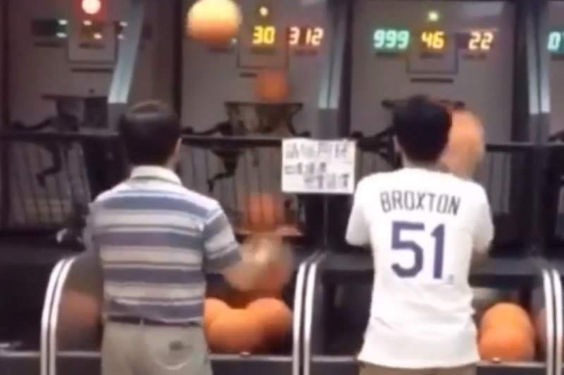 Ποιος Κάρι; Ο φίλος το τερμάτισε… (video)