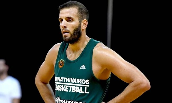 Εκτός ο Παππάς