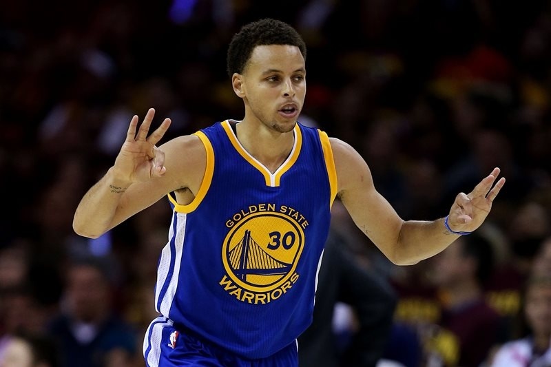 «Χρυσώνουν» τον Κάρι οι Γουόριορς!