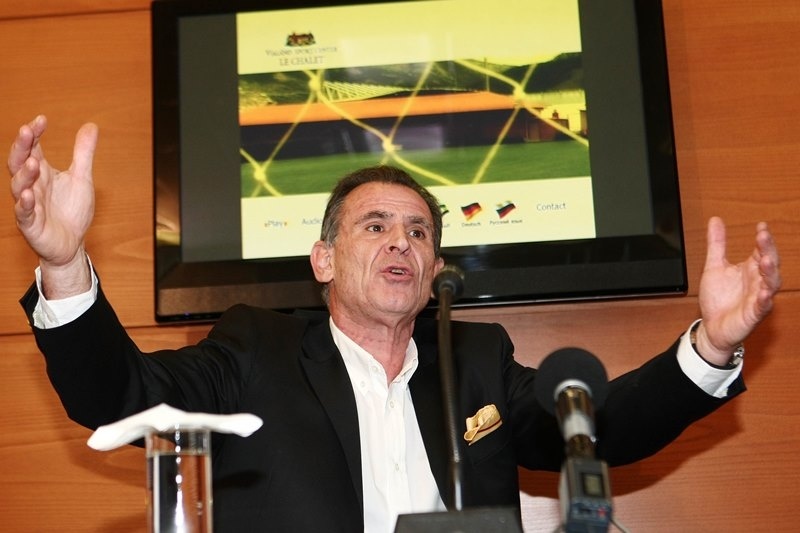 Πανόπουλος: «Παραιτήσου κύριε Στράτο...»