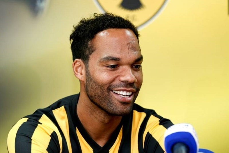 Επιστρέφει στην Αθήνα ο Λέσκοτ