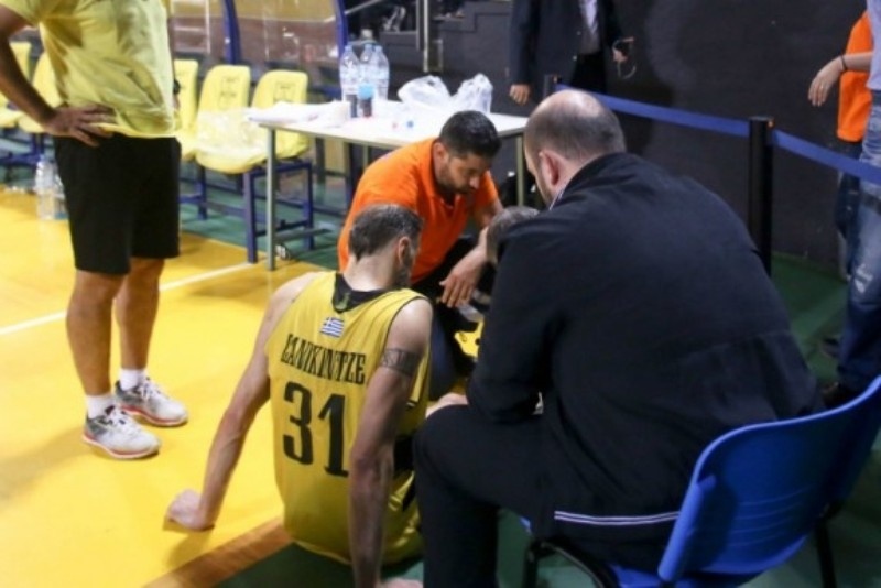 Συγκίνησε ο Σανικίτζε από το φορείο (photo)