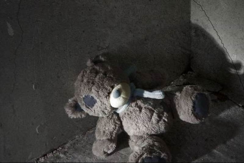 Φρίκη στην Καρδίτσα: Τι αποκάλυψαν οι εξετάσεις που έγιναν σε 3χρονο κοριτσάκι