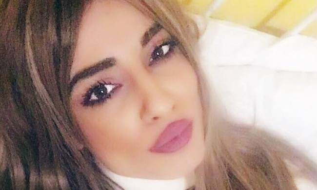 Χαμός στο facebook με την Αρναούτη