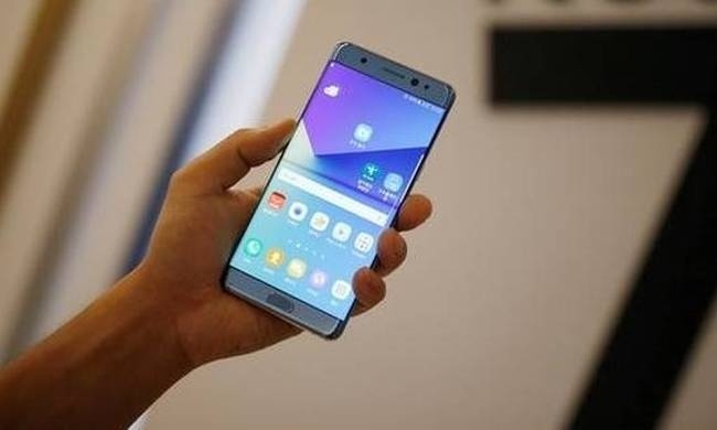 ΜΕΓΑΛΗ ΠΡΟΣΟΧΗ: Απέσυραν δημοφιλές smartphone – Απενεργοποιήστε το αμέσως!