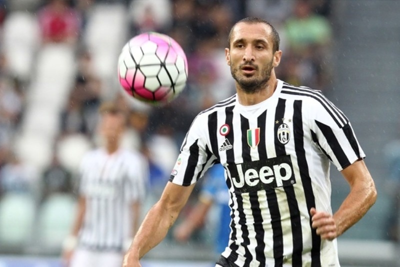 Χωρίς Κιελίνι και Μάντζουκις η Γιουβέντους στην Γαλλία