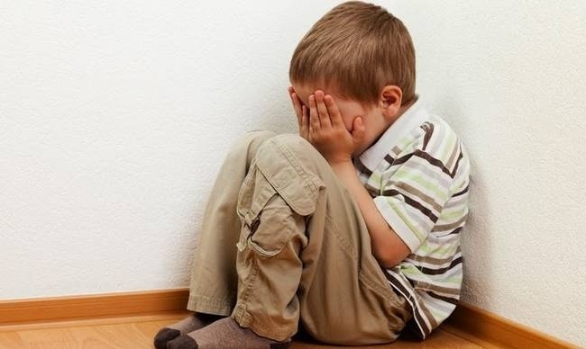 Φυλάκιση σε μητέρα που κλείδωνε τιμωρία το γιο της στη σάουνα!