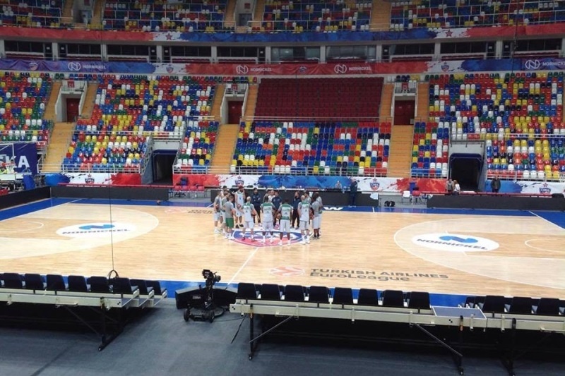 Τετ α τετ με τον καθρέφτη