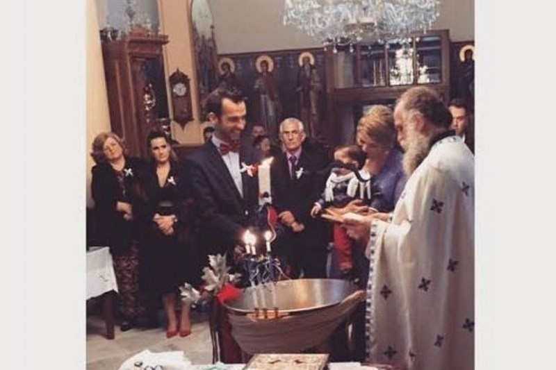 Ντροπή. Έλληνας ποδοσφαιριστής γύρισε την πλάτη στη βάφτιση του παιδιού του