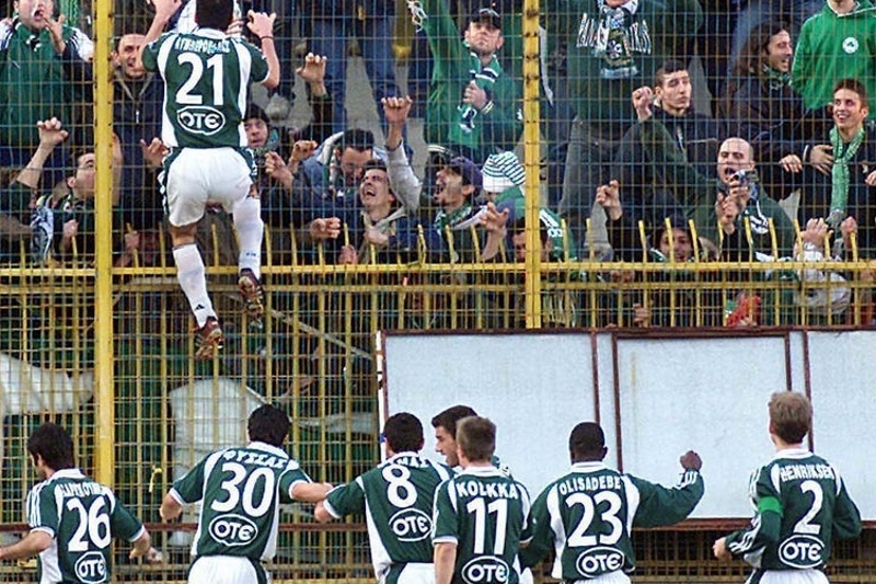 Αυτοί είναι οι πανηγυρισμοί που έγραψαν ιστορία στα ελληνικά γήπεδα