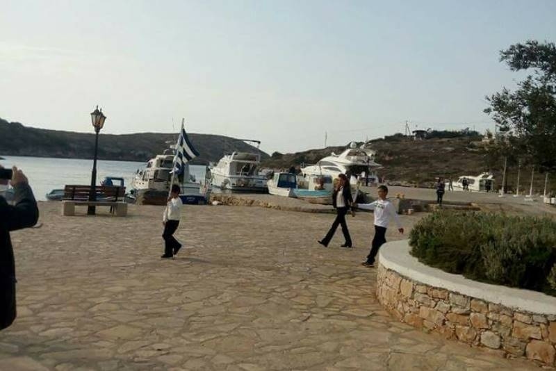 Παρέλαση 28ης Οκτωβρίου: Εκεί έγινε με μόλις δύο μαθητές