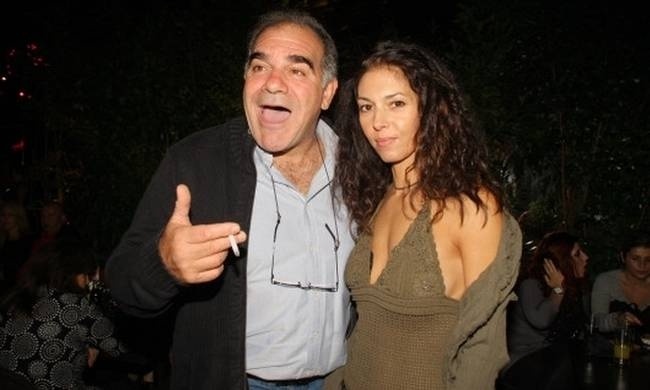 Μποστατζόγλου: «Όταν η κόρη μου με ρωτάει «μπορείς να τσοντάρεις;» και δεν έχω, αγανακτώ»