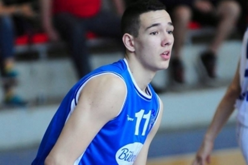 Μίντσεφ πενταετίας στην Φενέρμπαχτσε