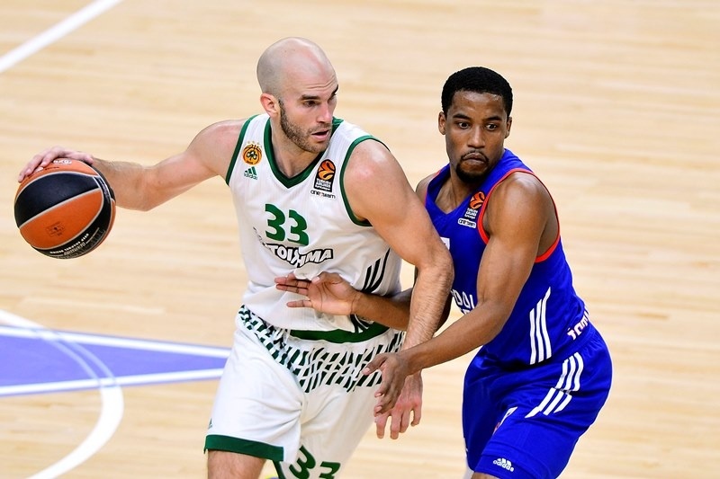 Ακόμα... μοιράζει ασίστ ο Καλάθης