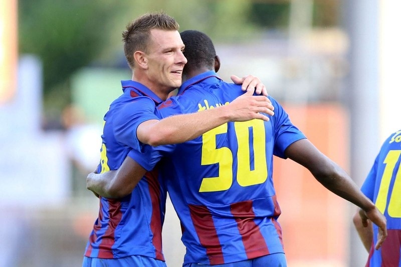 Κέρκυρα-Βέροια 2-0: Νίκη με Τουράμ