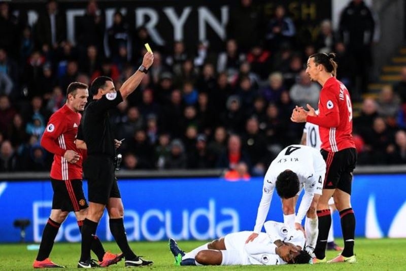 Χωρίς Ζλάταν η Γιουνάιτεντ στο ντέρμπι με την Άρσεναλ