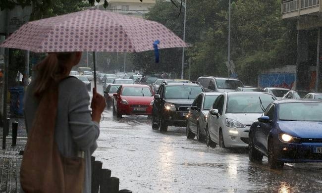 Καιρός: Πού θα βρέξει την Παρασκευή (11/11) - Αναλυτική πρόγνωση