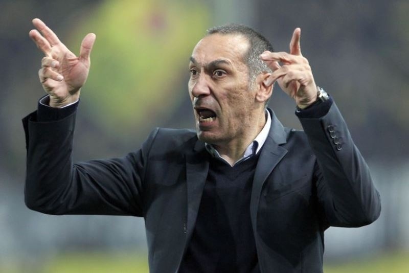 Σε δύσκολη θέση ο Δώνης