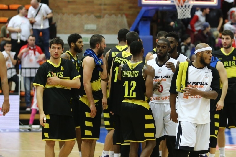 Λύγισε στην Τσεχία ο Άρης!