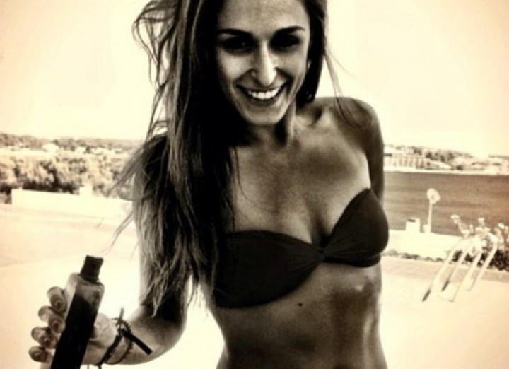 Παίζει και καρφώνει παντρεμένο παρουσιαστή η Χριστίνα Σάλτη