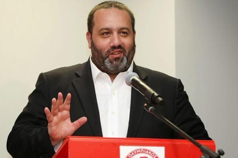 Ο Καραπαπάς ειρωνεύεται Παναθηναϊκό και ΑΕΚ για το ντέρμπι