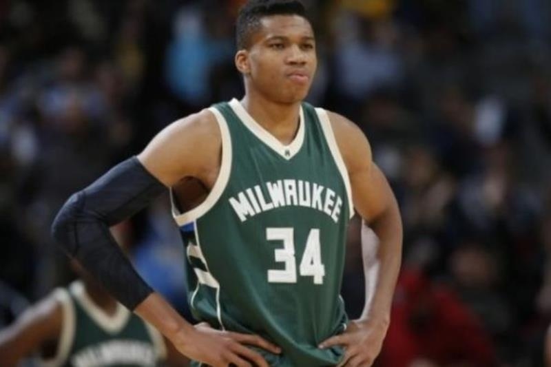 Ο Γιάννης οργίασε ξανά (video)