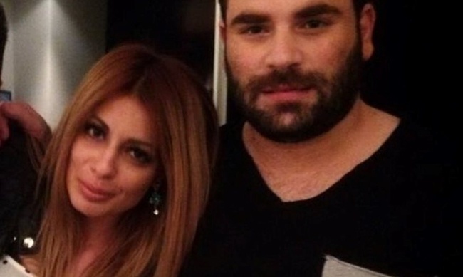 Η φωτογραφία που πόσταρε η Αρναούτη μετά το μνημόσυνο του Παντελίδη