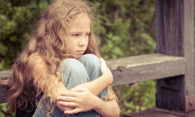 Στρες στην εφηβεία: Ο λόγος που επηρεάζει διαφορετικά κορίτσια και αγόρια