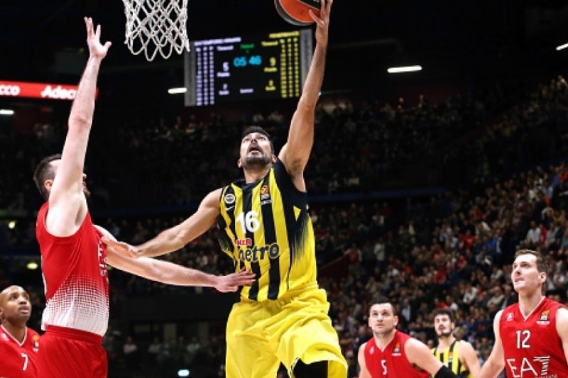 Ο Σλούκας «καθάρισε» για τη Φενέρ!