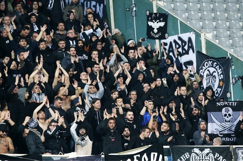 ΠΑΟΚ: Απίστευτο… πάρτι έξω από το «Αρτέμιο Φράνκι» (video)