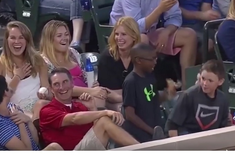 Αυτόν τον πιτσιρικά θα τον σέβεστε όλοι (video)