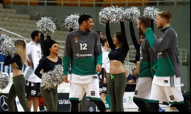 Mannequin Challenge πριν το Παναθηναϊκός Superfoods – Απόλλωνας Π. Carna (vid)